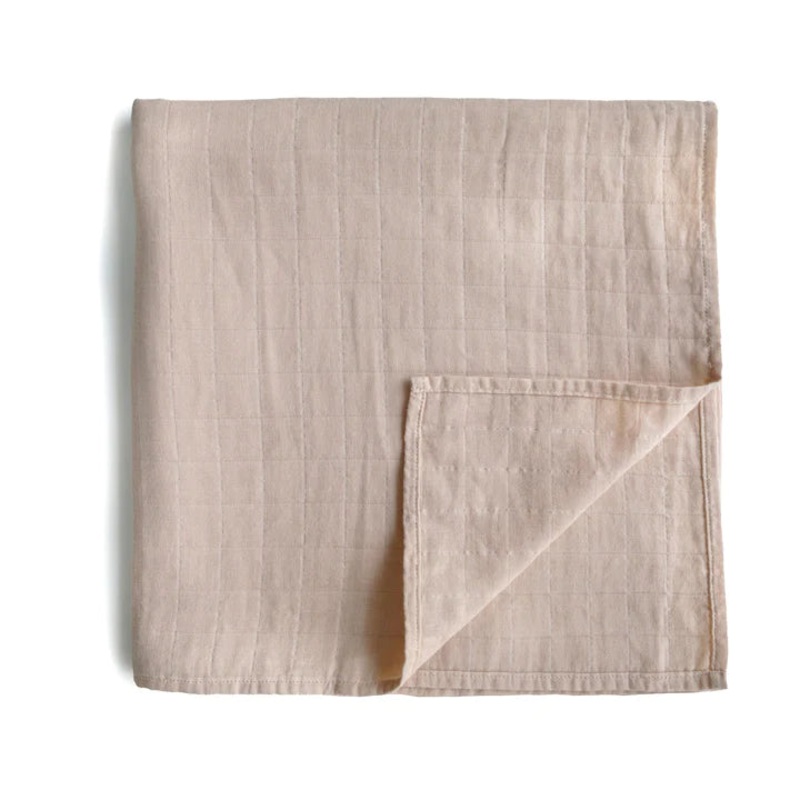 Mushie Muslin Organic Cotton Swaddle Blanket – Blush