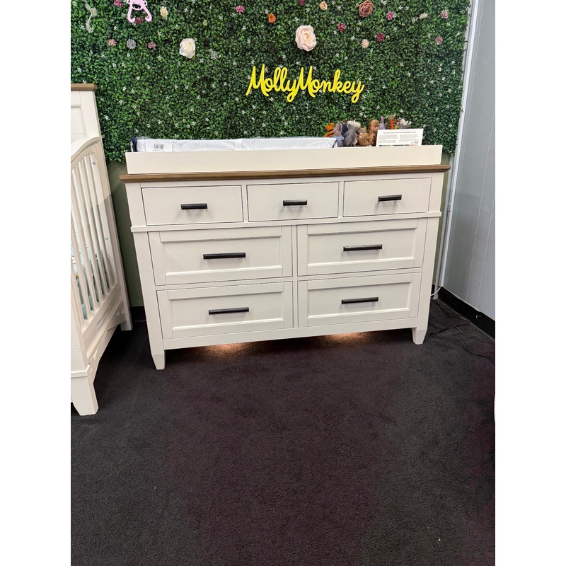 Parker House Artisan 7 Drawer Dresser