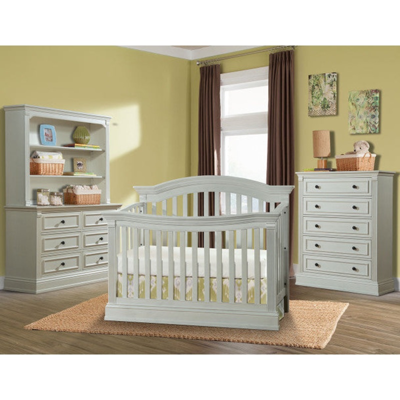 Stella Baby and Child Trinity 3 Piece Nursery Set in Belgium Cream