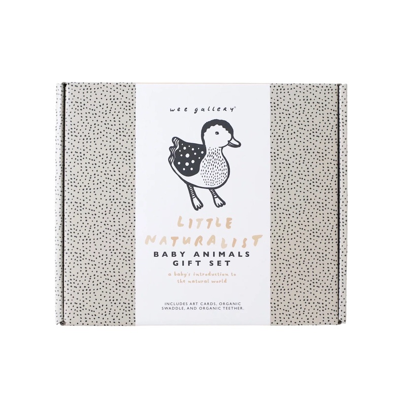 wee gallery Little Naturalist Gift Set – Baby Animals