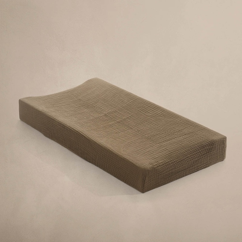 Oilo Fable Changing Pad Cover- Bark Organic 4 Way Muslin
