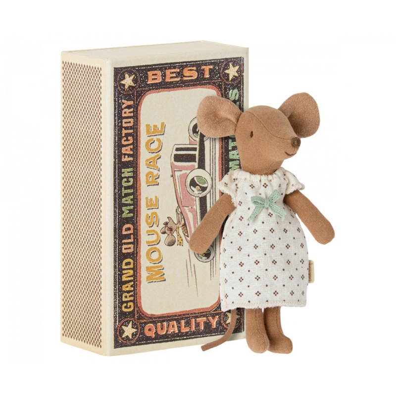 Big Sister Mouse in Matchbox Nightgown