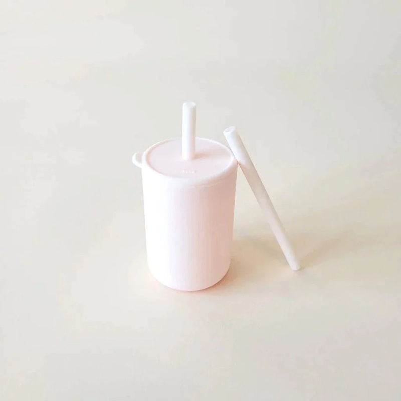 Tall Straw Cup Milkshake