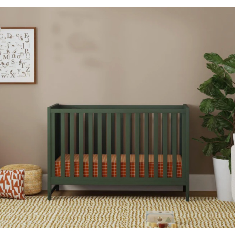 DaVinci Margot 3-in-1 Convertible Crib Honey