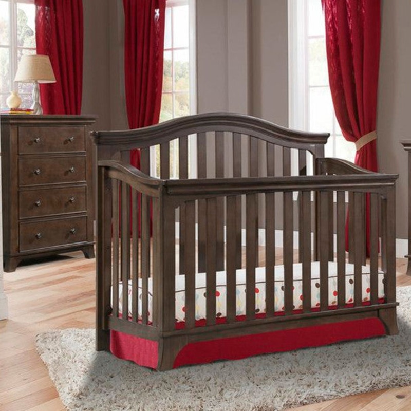 Stella Baby & Child Kensington 2 Piece Nursery Set in Madeira – Crib and 4 Drawer Dresser