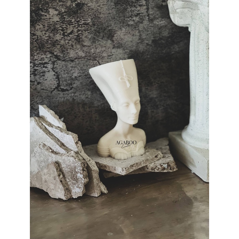 Nefertiti Egyptian Statue Candle 6.5x4x3.5in: Unscented / Cream